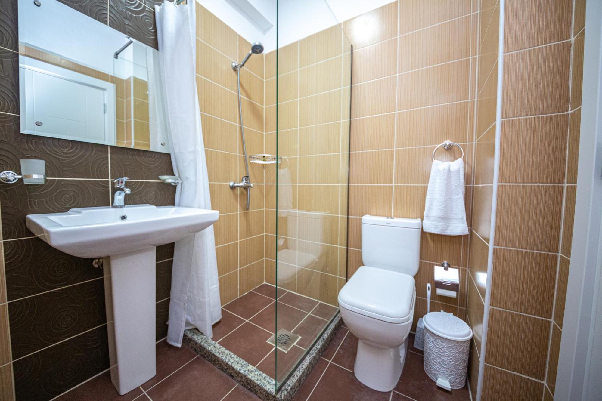 Ponari S Hotel Kryemëdhej Zimmer foto